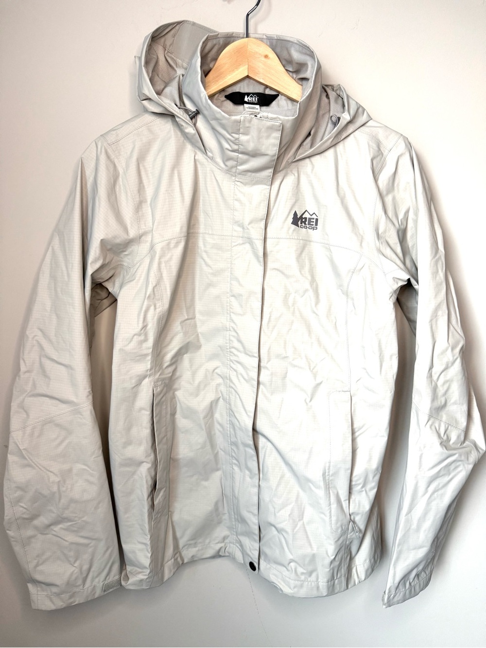 Women’s REI Co-op Rainier Lightweight Hooded Rain Jacket - Beachstone Gray